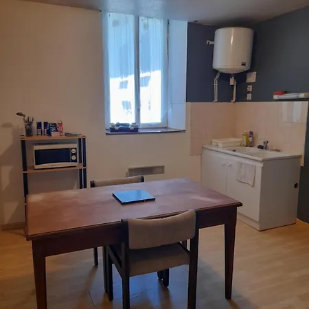 Appartement Numéro 2 1er Etage Gauche