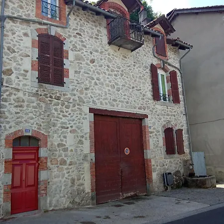 Numéro 2 1er Etage Gauche Appartement *