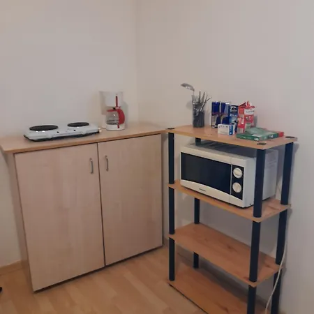 شقة Numero 2 1er Etage Gauche Laroquebrou