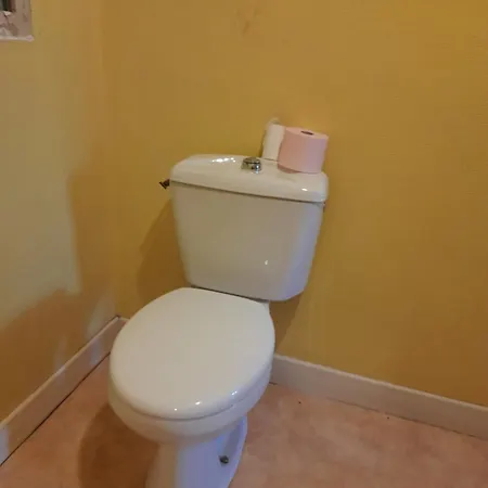 Numero 2 1er Etage Gauche * Laroquebrou